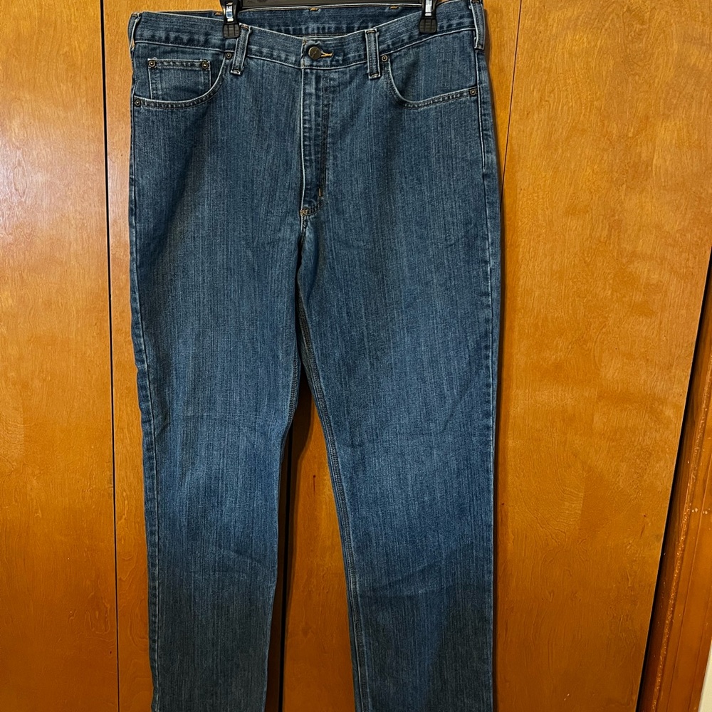 Carhartt Men's Medium Wash Relaxed Fit 38x34